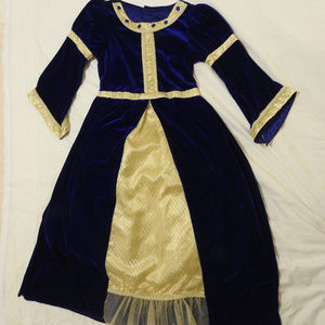 Girl's Blue Velvet 18th Century costume